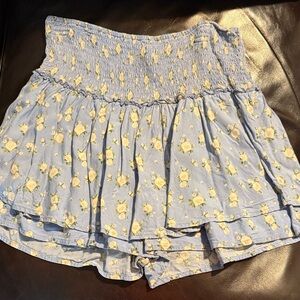 Light Blue Floral Smocked Waist Women’s Skort